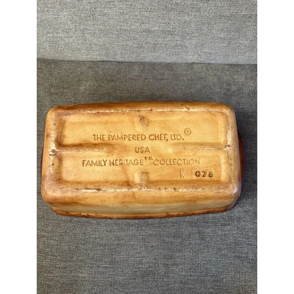 The Pampered‎ Chef USA Rectangular Stoneware Baker Bread Pan Dish 078